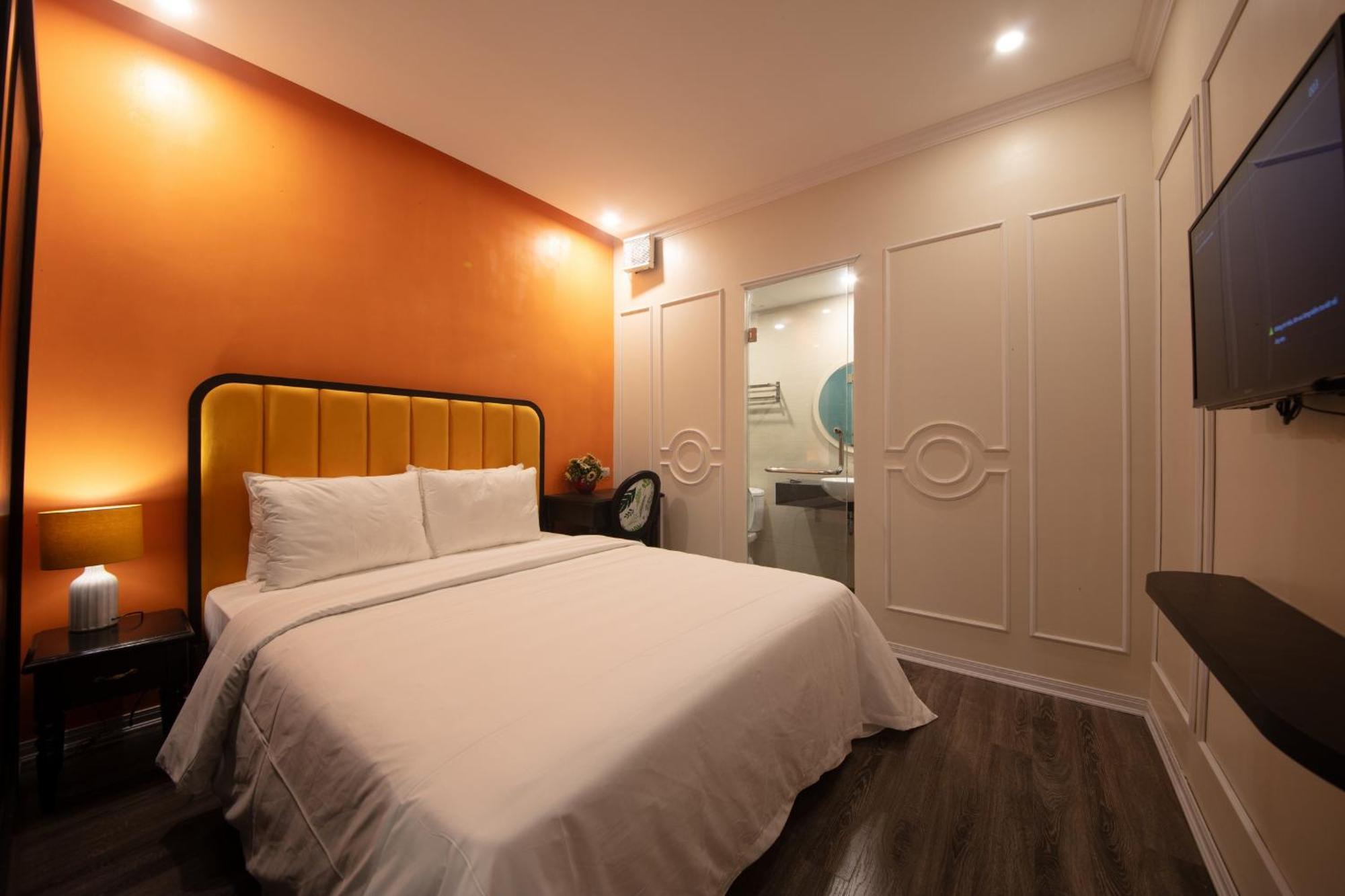 Omina Hanoi Hotel & Travel Bagian luar foto