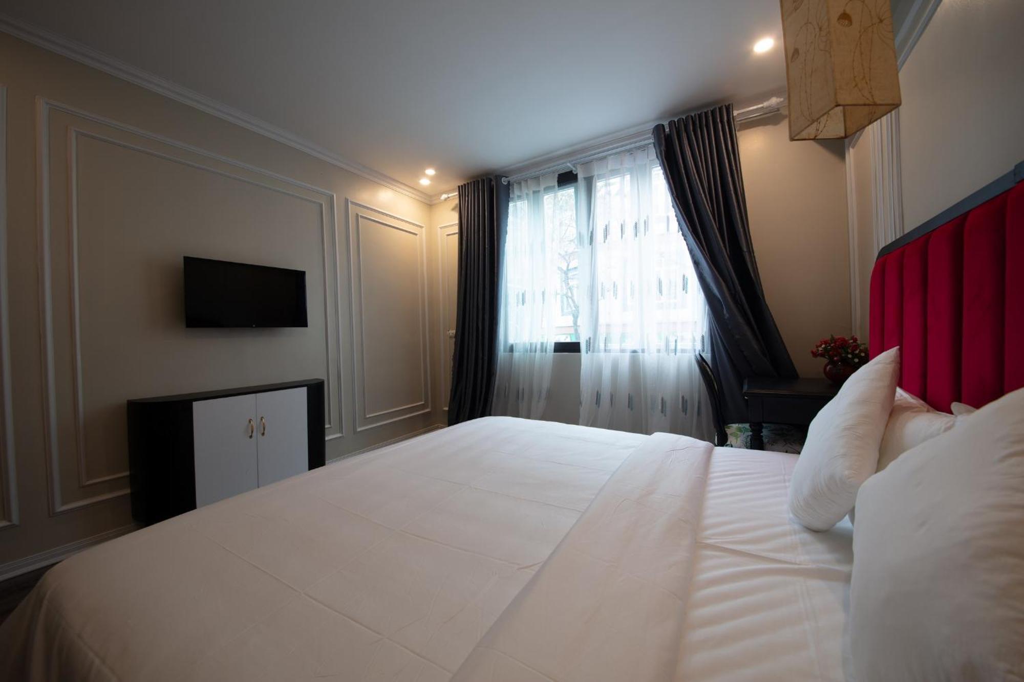 Omina Hanoi Hotel & Travel Bagian luar foto