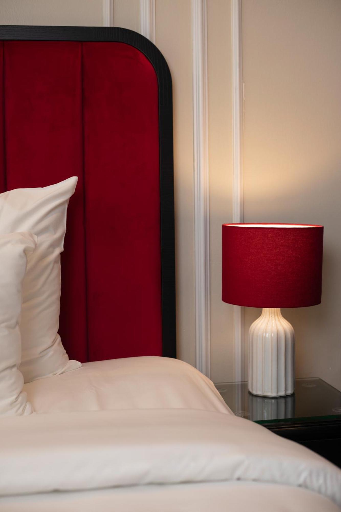 Omina Hanoi Hotel & Travel Bagian luar foto